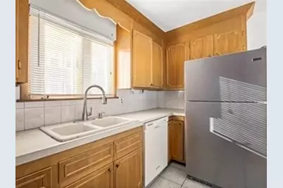 8 Bradford #1, Taunton, MA 02780 - Photo 5