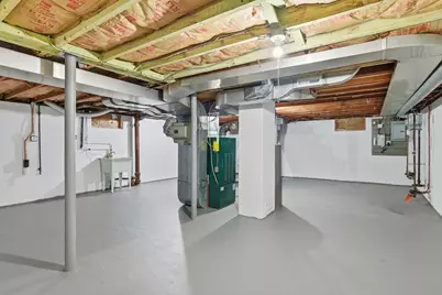 118 Pilgrim Road, Springfield, MA 01118 - Photo 23