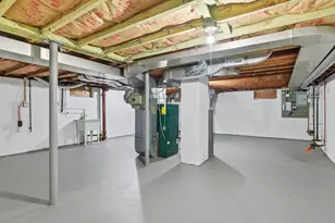 118 Pilgrim Rd, Springfield, MA 01118 - Photo 23