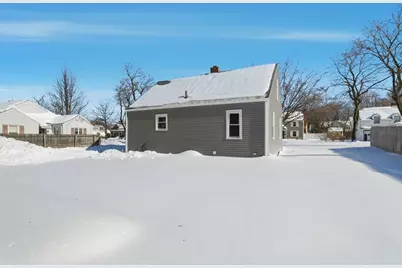 118 Pilgrim Road, Springfield, MA 01118 - Photo 25