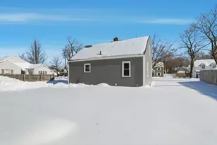 118 Pilgrim Rd, Springfield, MA 01118 - Photo 25