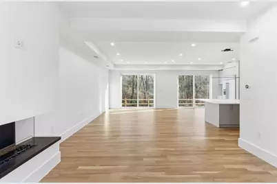 82 Louise Rd #82, Newton, MA 02467 - Photo 3