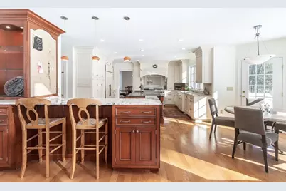 46 Blackburnian Road, Weston, MA 02493 - Photo 9