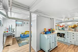 28 Maple St, Southbridge, MA 01550 - Photo 21