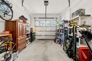 40 Knowles Rd, Watertown, MA 02472 - Photo 31