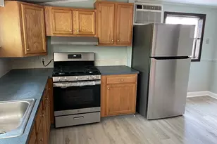 29 Freeman St, Stoughton, MA 02072 - Photo 3