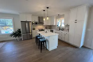 19 Barberry Rd, Mansfield, MA 02048 - Photo 3