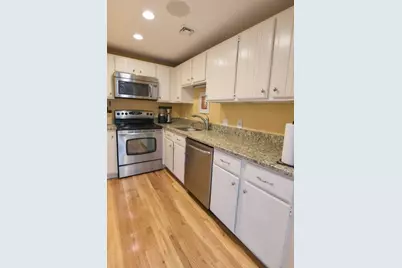 21 Main #D, Boston, MA 02129 - Photo 9