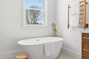 60R Lynnbrook Rd, Lynnfield, MA 01940 - Photo 17