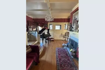 417 W Elm St #2r, Brockton, MA 02301 - Photo 3