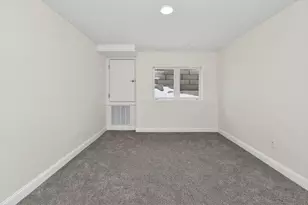 10 Franklin Ave, Revere, MA 02151 - Photo 17