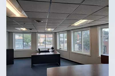 418 Bridge St, Lowell, MA 01850 - Photo 13