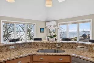 724 Commercial St, Provincetown, MA 02657 - Photo 15
