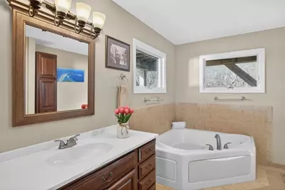 724 Commercial Street, Provincetown, MA 02657 - Photo 27