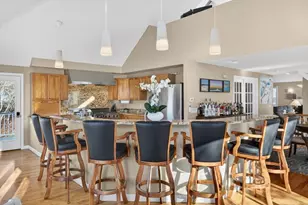 724 Commercial St, Provincetown, MA 02657 - Photo 11