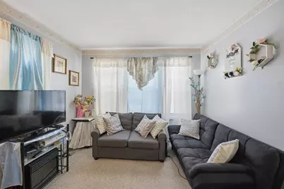 63 Worcester St, West Springfield, MA 01089 - Photo 25