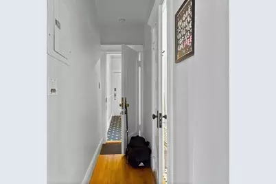 70 Phillips St #8, Boston, MA 02114 - Photo 9