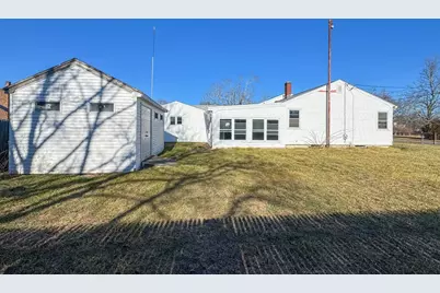 300 Davis Rd, Westport, MA 02790 - Photo 3