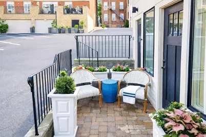 435 E 3rd St #2, Boston, MA 02127 - Photo 23