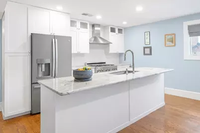 435 E 3rd St #2, Boston, MA 02172 - Photo 9