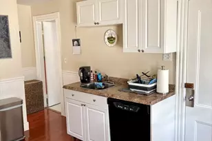 15 Snow St, Boston, MA 02135 - Photo 9