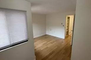 13 Fuller St, Brookline, MA 02446 - Photo 5