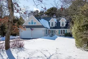12 Quashnet Woods Dr, Mashpee, MA 02649 - Photo 3
