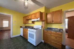 26 St James St, Newton, MA 02458 - Photo 3