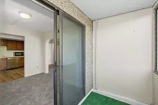 250 Hammond Pond Pkwy, Newton, MA 02467 - Photo 25