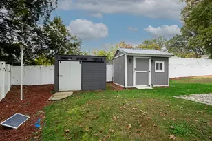 108 Birchland Ave, Springfield, MA 01119 - Photo 5