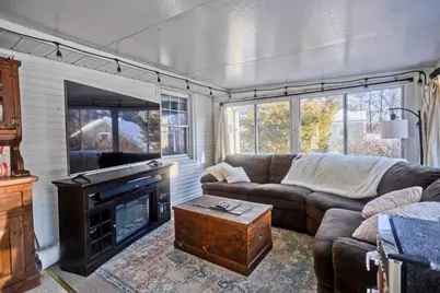 117 Sibley Ave, West Springfield, MA 01089 - Photo 23