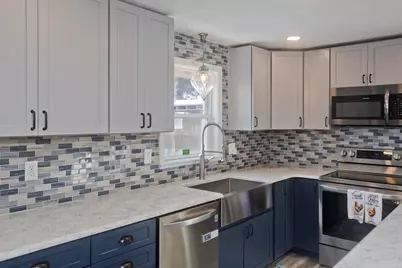 117 Sibley Ave, West Springfield, MA 01089 - Photo 9