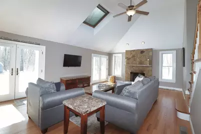 17 Fairway Ln, Medway, MA 02053 - Photo 9