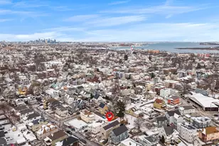 7 Burgoyne St, Boston, MA 02124 - Photo 23