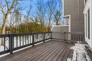 103 Foxwood Cir, Peabody, MA 01960 - Photo 23