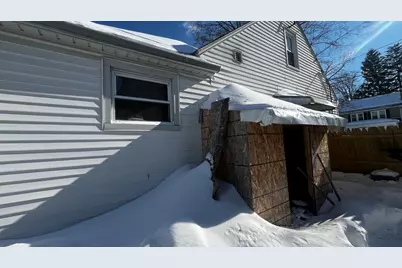 105 San Miguel Street, Springfield, MA 01104 - Photo 3