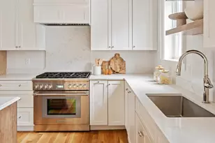 2 Pacific St, Boston, MA 02127 - Photo 3