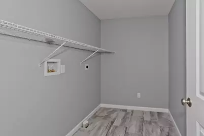 102 Swan, Ludlow, MA 01056 - Photo 33