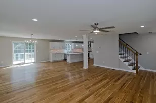 102 Swan, Ludlow, MA 01056 - Photo 17