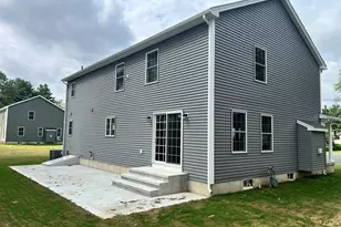 102 Swan, Ludlow, MA 01056 - Photo 39