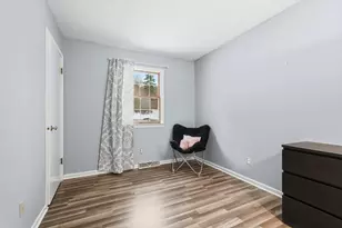 32 Homestead Ave, Greenfield, MA 01301 - Photo 21