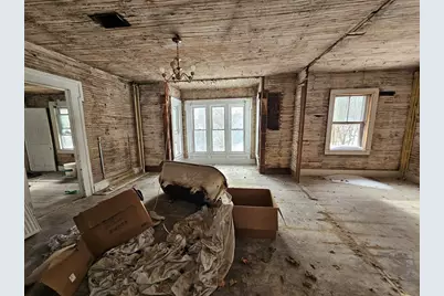 56 Liberty St, North Adams, MA 01247 - Photo 23