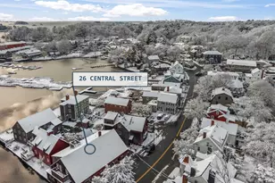 26 Central St, Manchester by the Sea, MA 01944 - Photo 3