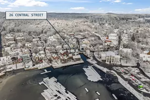 26 Central St, Manchester by the Sea, MA 01944 - Photo 5