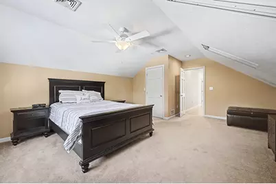 79 Country Club Dr, Northbridge, MA 01588 - Photo 27