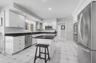 79 Country Club Dr, Northbridge, MA 01588 - Photo 11