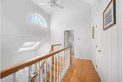 79 Country Club Dr, Northbridge, MA 01588 - Photo 31