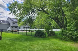 79 Country Club Dr, Northbridge, MA 01588 - Photo 37