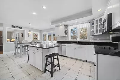 79 Country Club Dr, Northbridge, MA 01588 - Photo 15