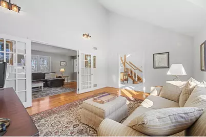 79 Country Club Dr, Northbridge, MA 01588 - Photo 5